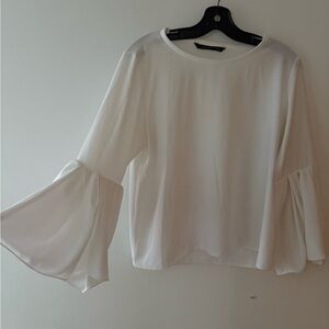 ZARA - Elegant White Blouse with Flared Sleeves